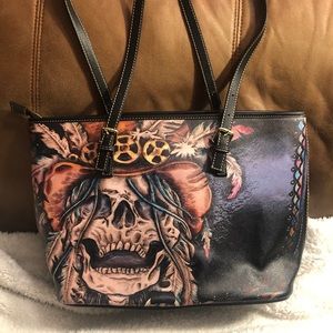 Skull printed bag